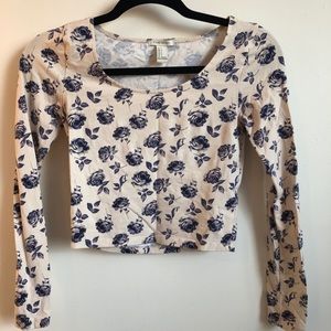 Blue Rose long sleeve crop top